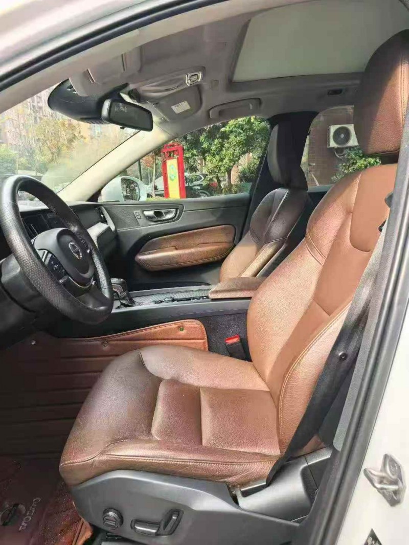 赣州19年沃尔沃XC604