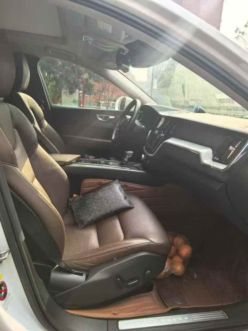 赣州19年沃尔沃XC607