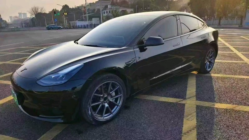 贵阳23年特斯拉MODEL 32