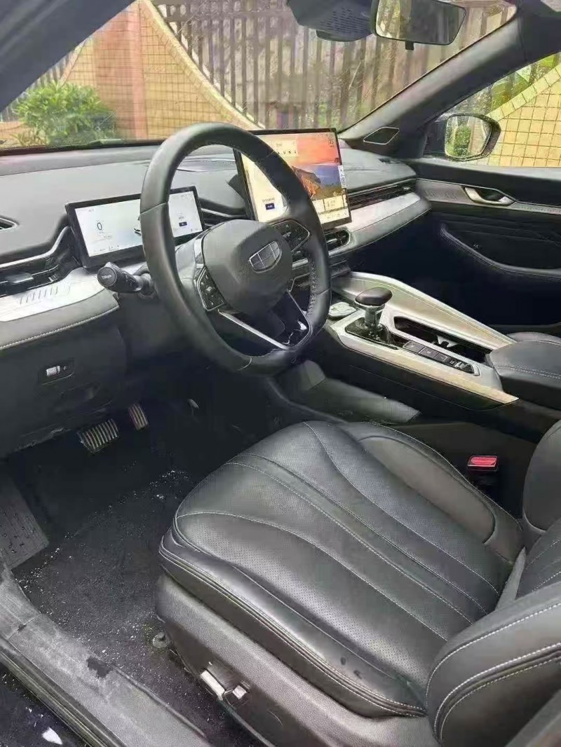 东莞25年吉利星瑞4