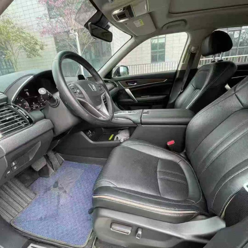 江门20年本田冠道6