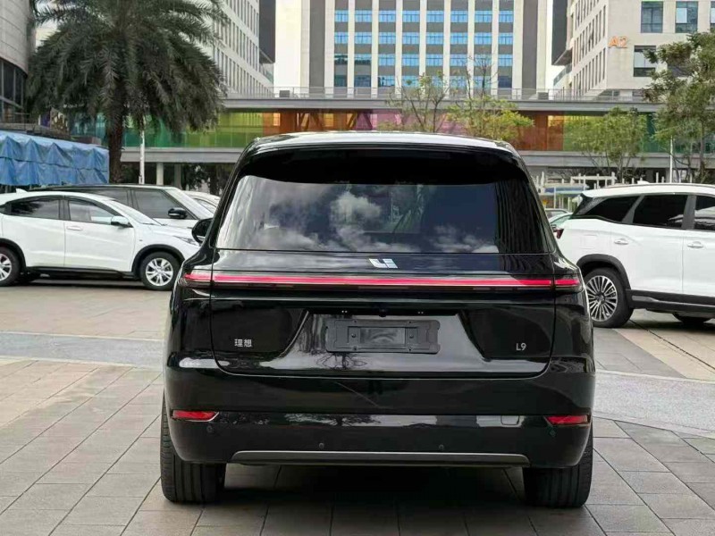 深圳23年理想L99