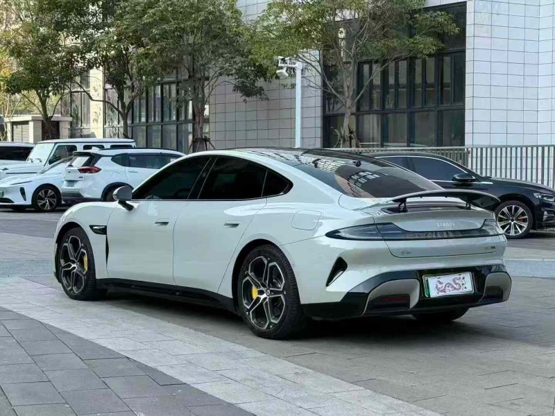 珠海24年小米SU78