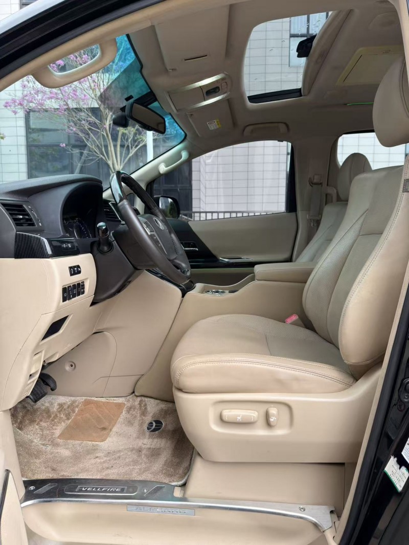 盐城12年丰田埃尔法4