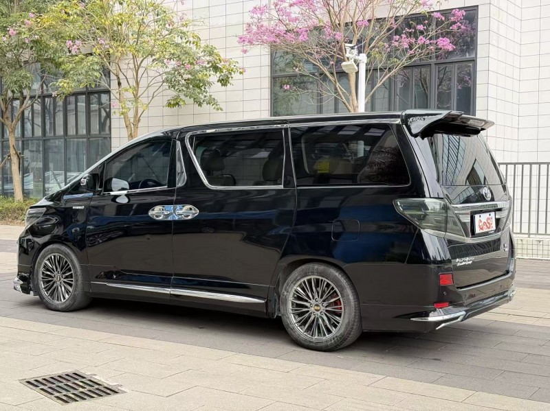 盐城12年丰田埃尔法7