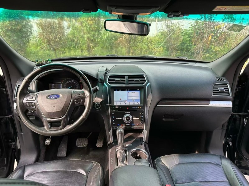 徐州17年福特探险者7