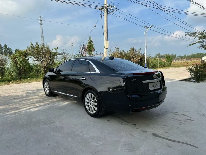 徐州17年凯迪拉克XTS3