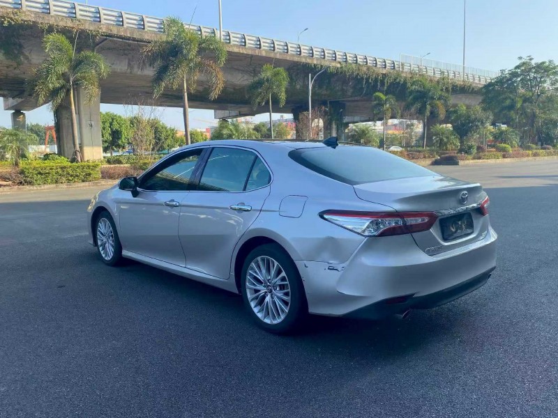 漳州20年丰田凯美瑞8