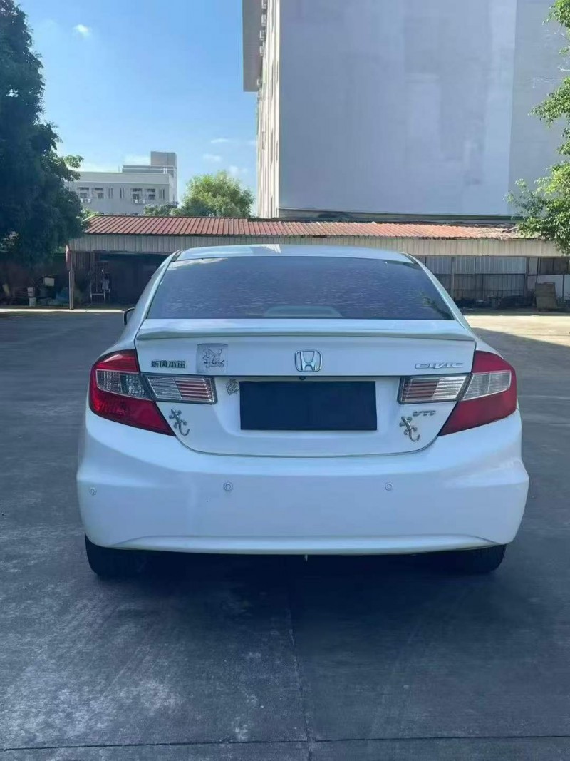 漳州13年本田思域9