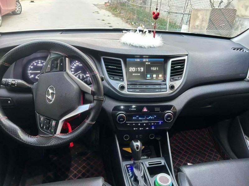 菏泽18年现代途胜5