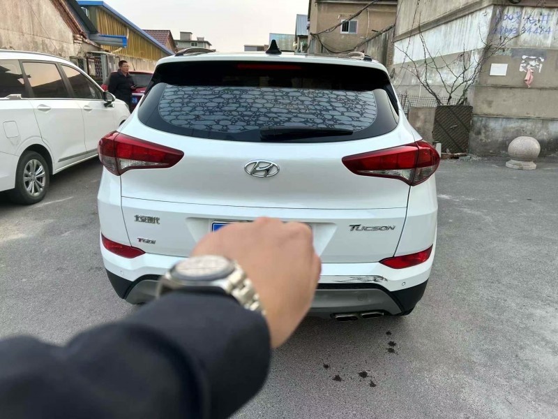 菏泽18年现代途胜9