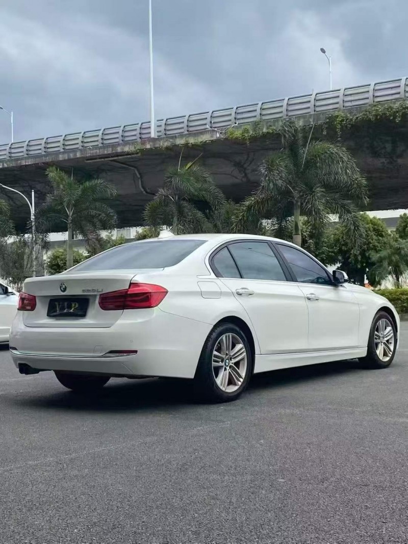 漳州17年宝马3系7