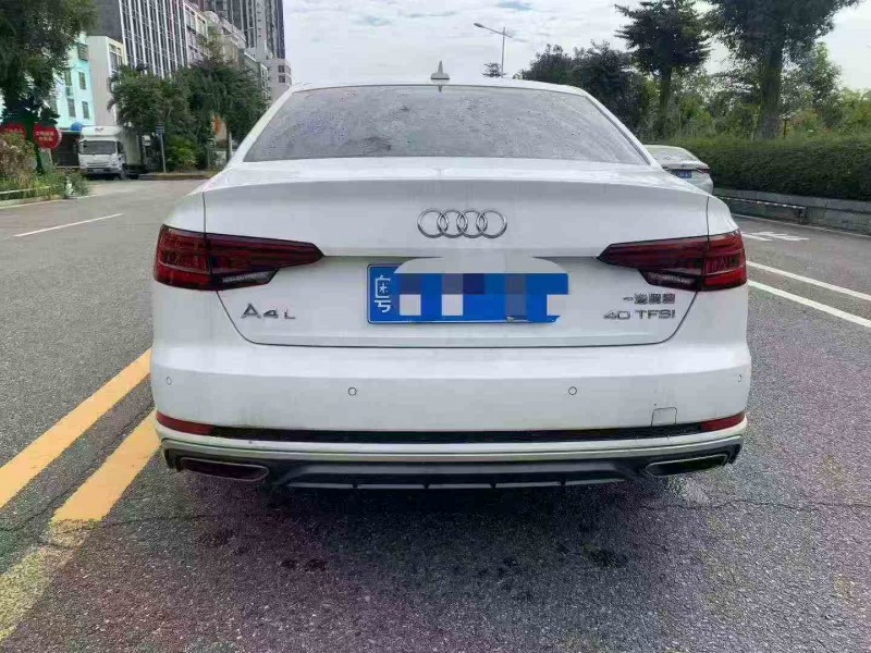 湛江19年奥迪A4L9