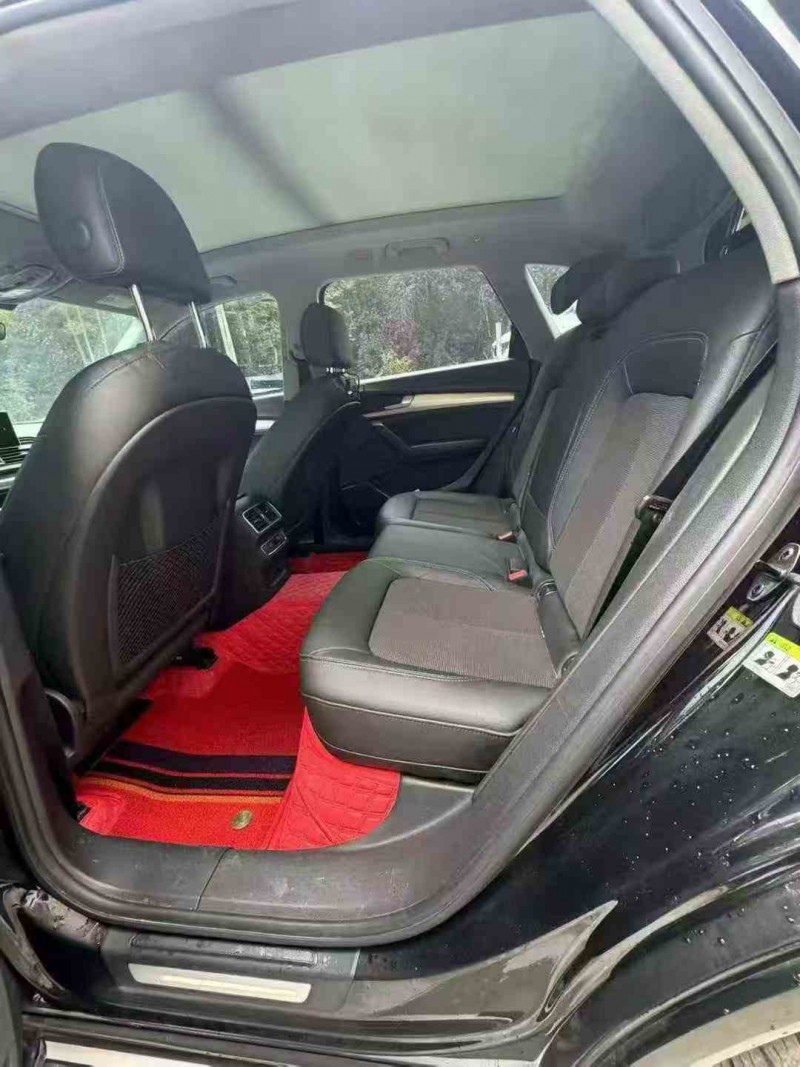 张家界18年奥迪Q55