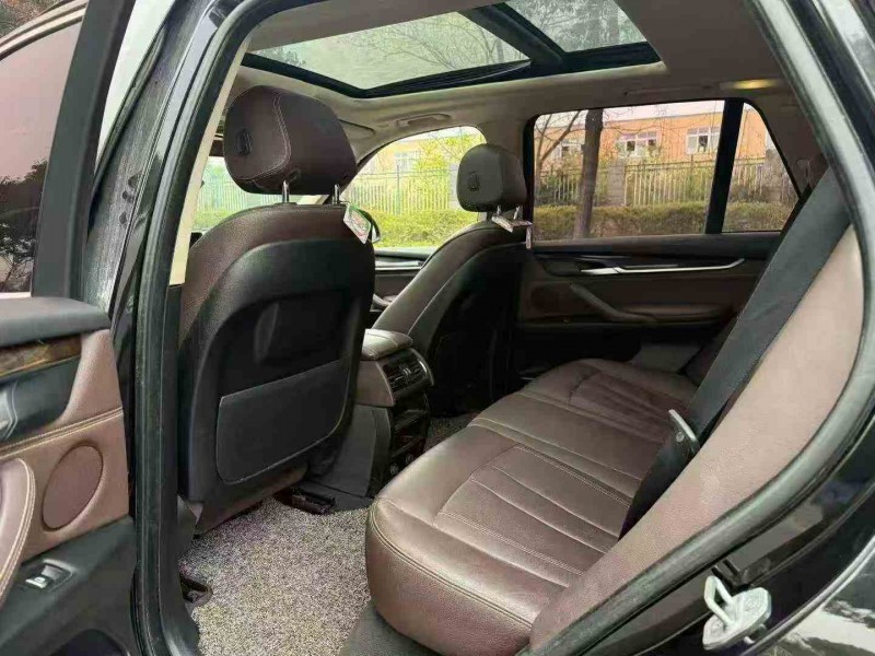 张家界17年宝马X55