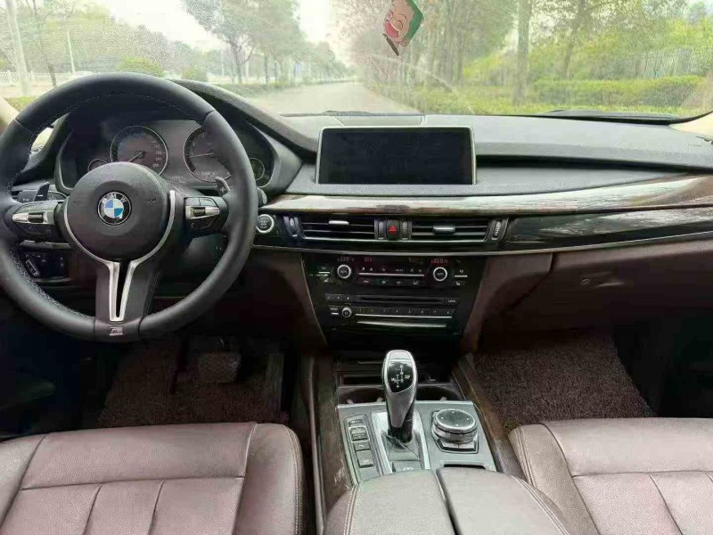 张家界17年宝马X56