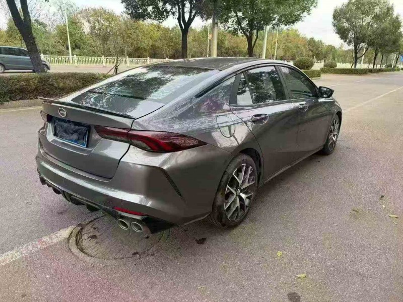 常德21年传祺影豹8