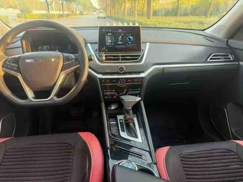 张家界21年启辰T606