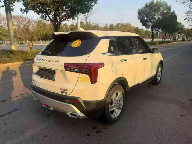 张家界21年启辰T609