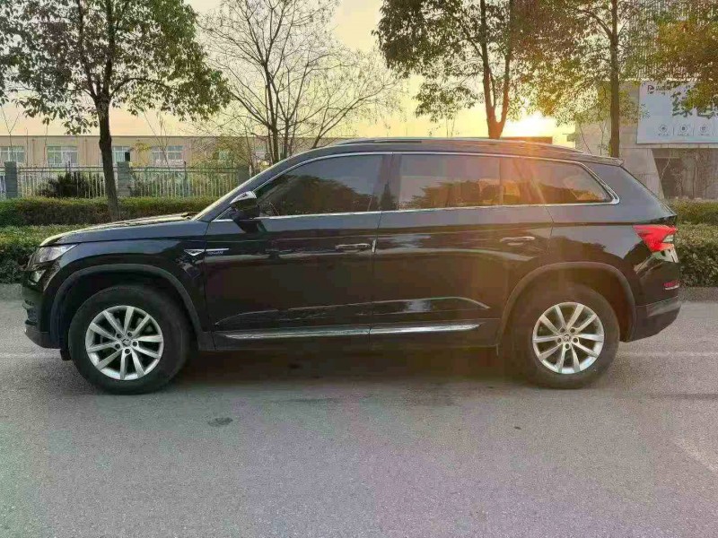 张家界19年斯柯达柯迪亚克7