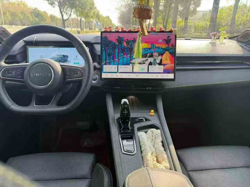 张家界25年领克035