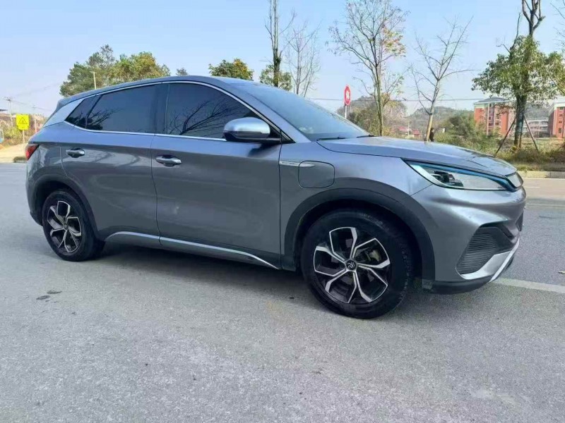 萍乡23年比亚迪元3