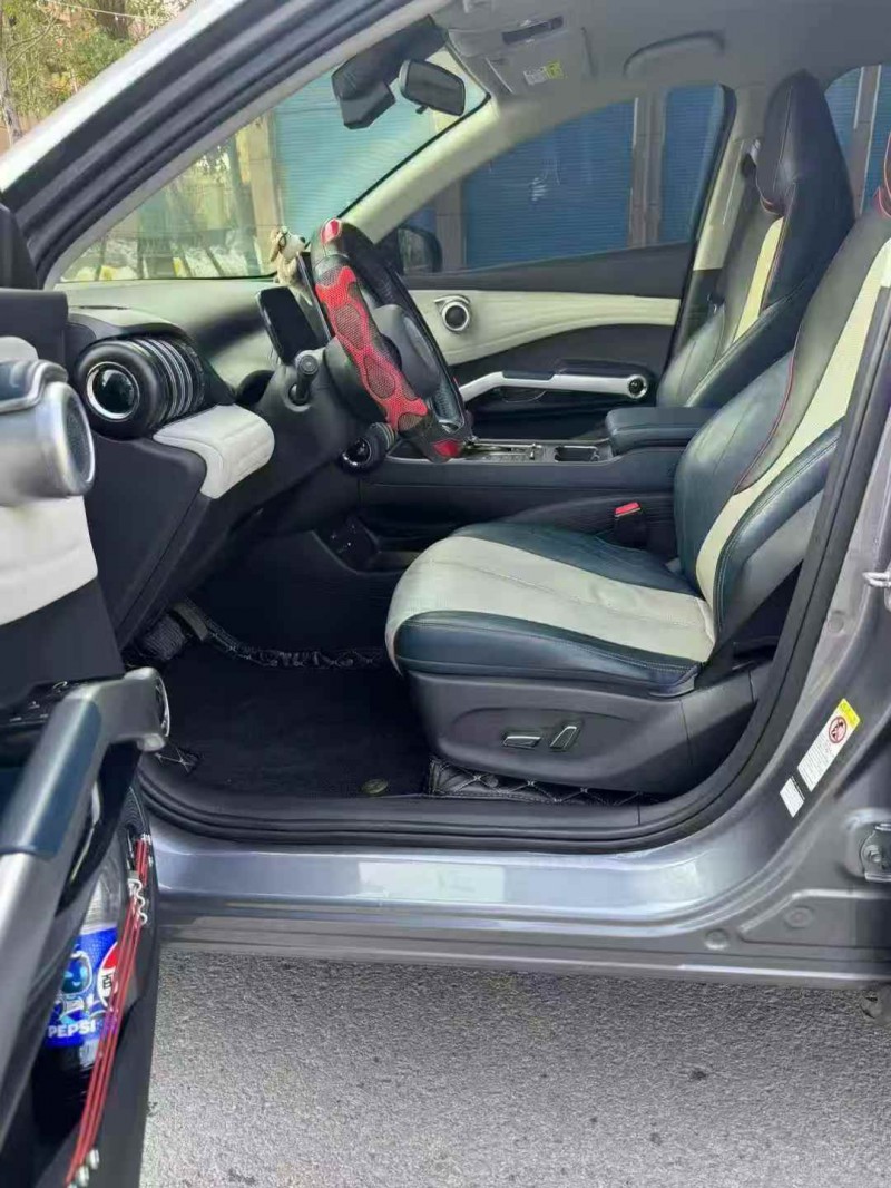 萍乡23年比亚迪元9