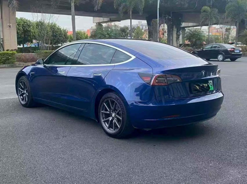 莆田20年特斯拉MODEL 37