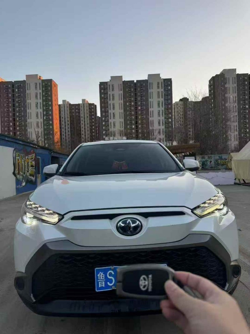 济宁23年丰田锋兰达1