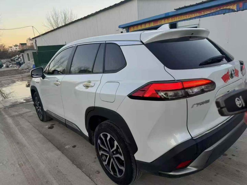 济宁23年丰田锋兰达8