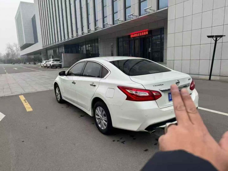 东营17年日产轩逸6