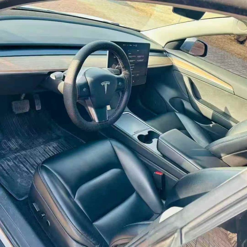 东营23年特斯拉MODEL 35