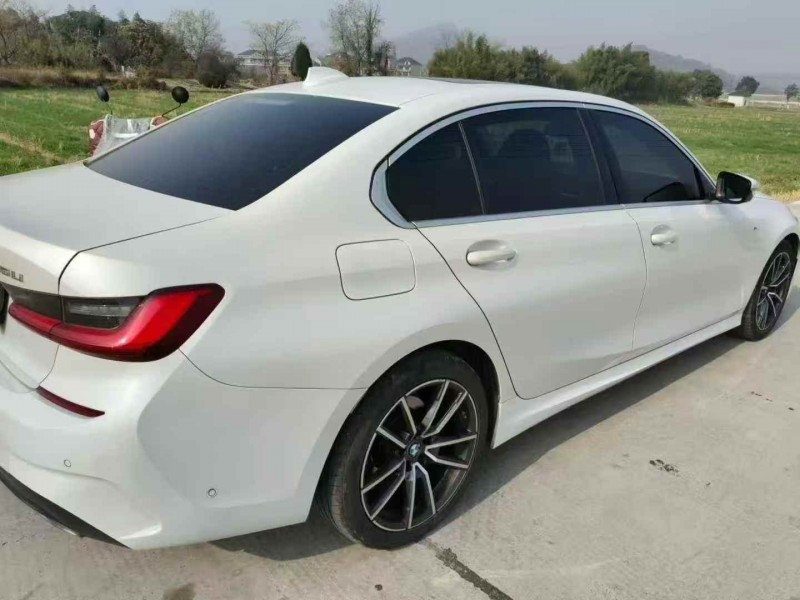 金华20年宝马5系9