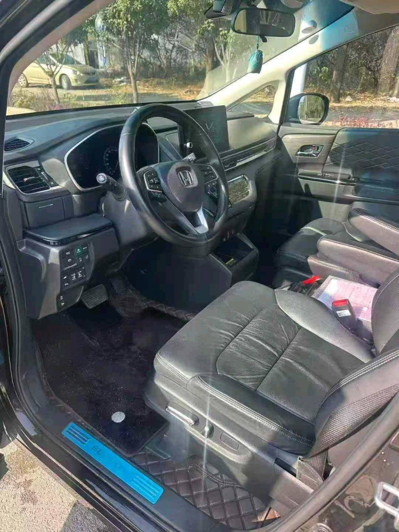 济宁22年本田艾力绅4