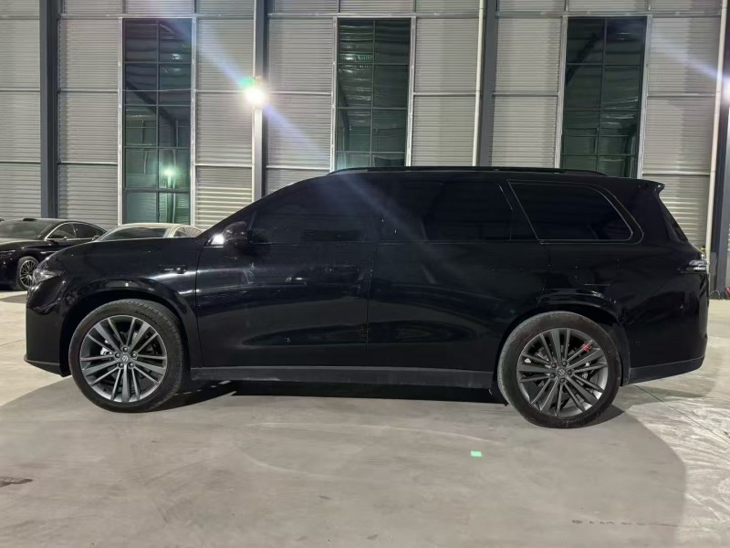 菏泽25年零跑汽车C163