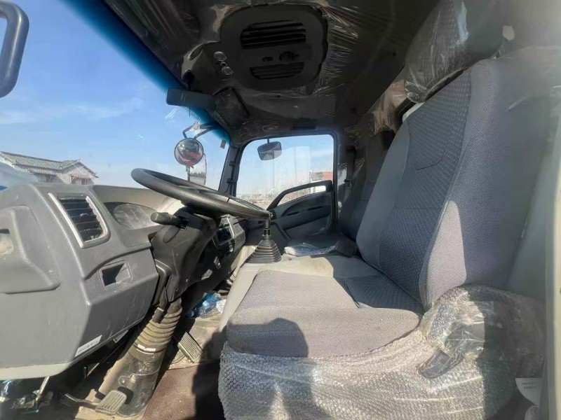 菏泽23年卡车系列重汽豪沃5