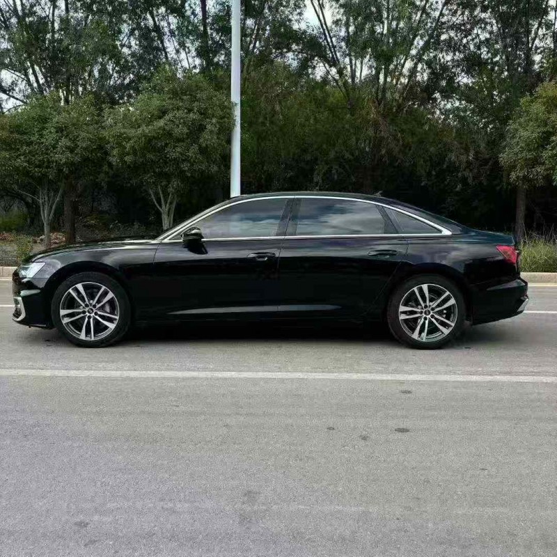 济宁23年奥迪A6L7