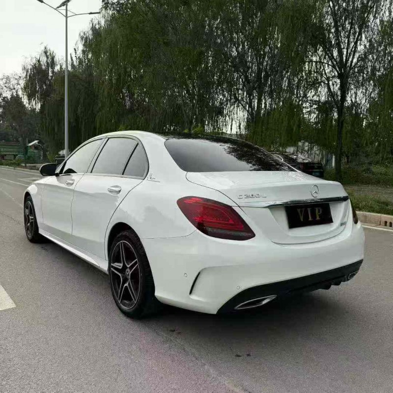 济宁21年奔驰C8
