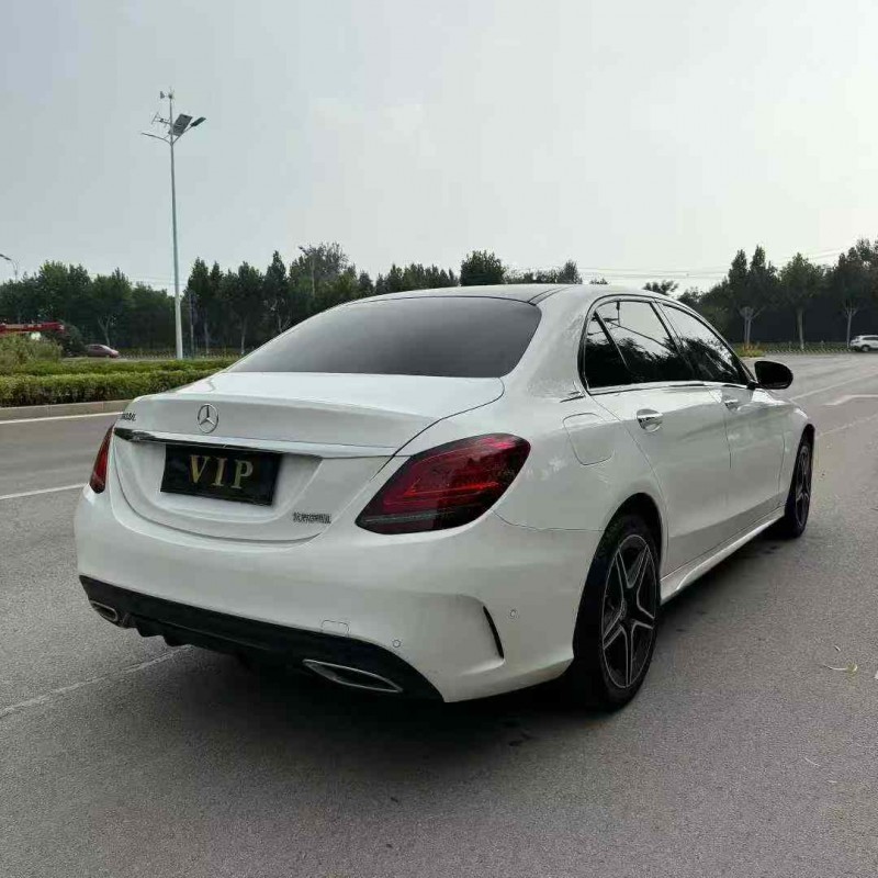 济宁21年奔驰C9