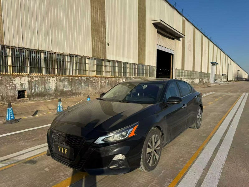 菏泽21年日产天籁2