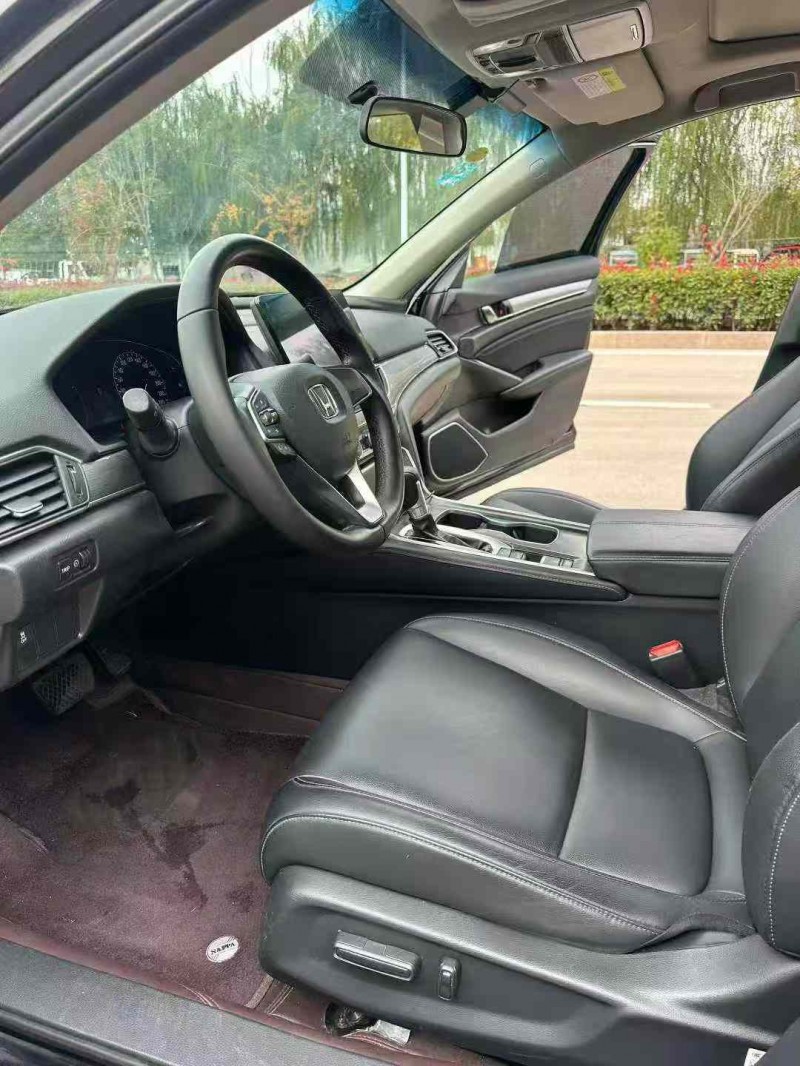 莱芜23年本田雅阁4