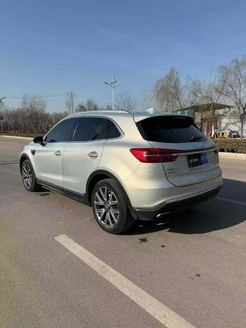 烟台23年红旗HS59