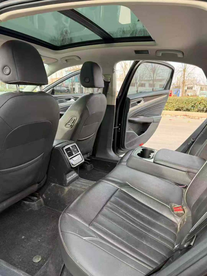 泰安23年大众帕萨特6