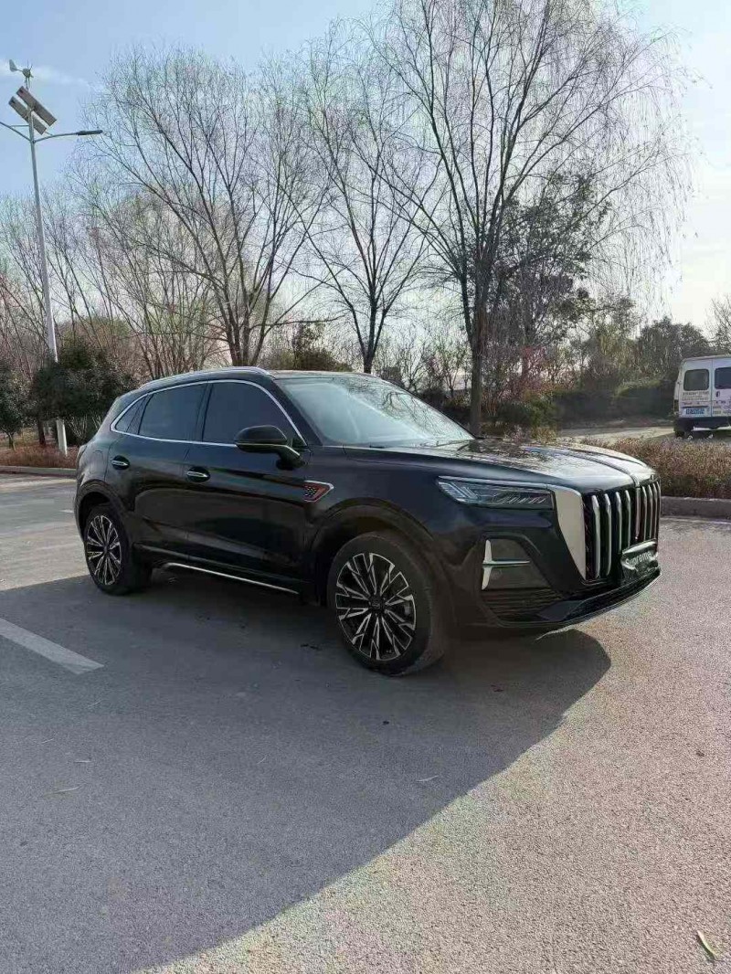 济南23年红旗HS52