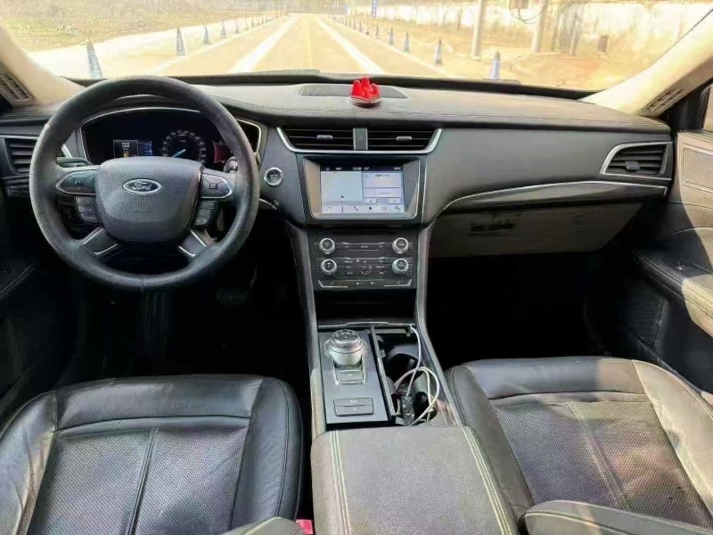 菏泽17年福特金牛座6