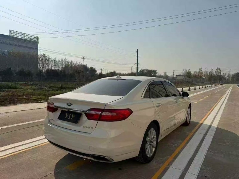 菏泽17年福特金牛座8