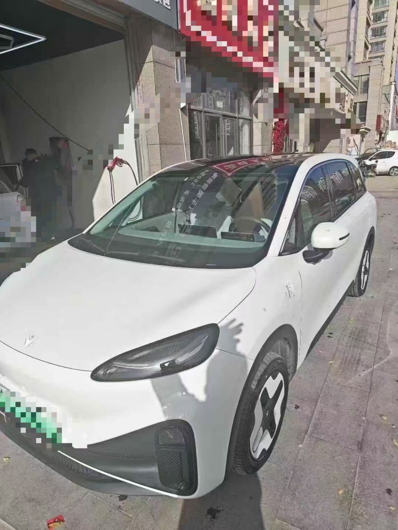 菏泽24年极狐汽车考拉2