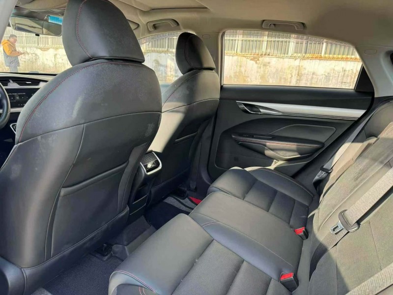 菏泽19年吉利缤瑞5