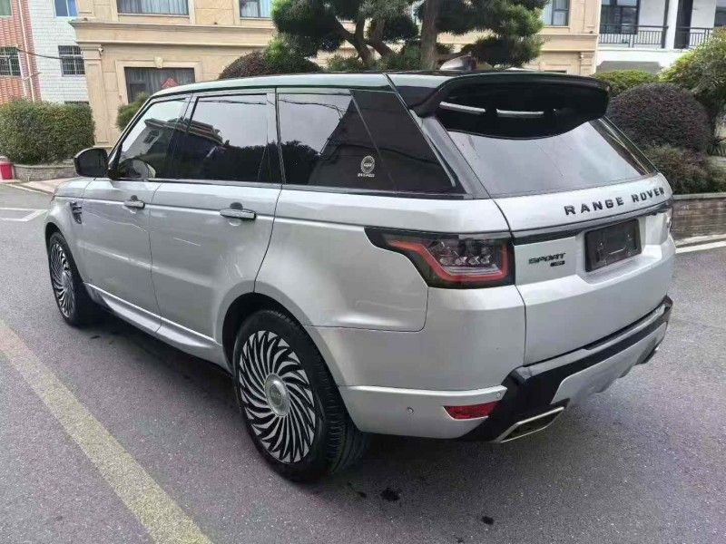 嘉兴22年路虎揽胜运动7