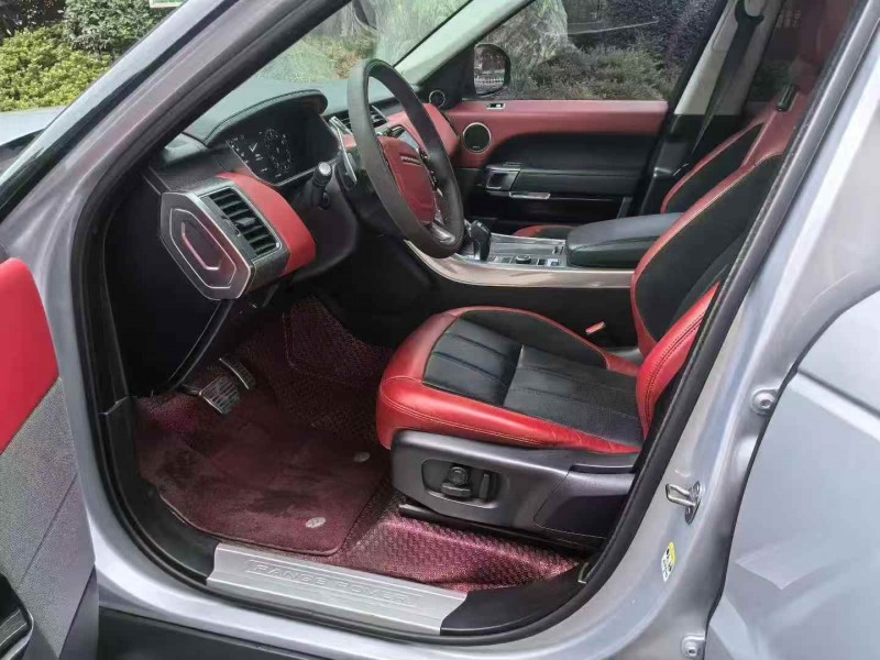 嘉兴22年路虎揽胜运动8